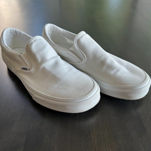 Vans Classic Slip-On™ Core Classics - Picture 1 of 5